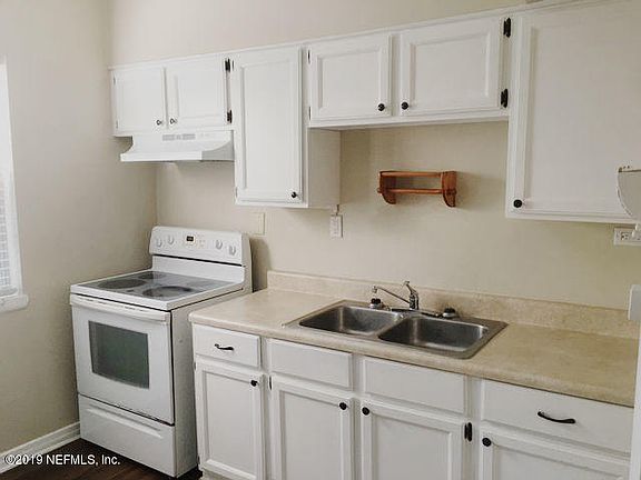 5th image of 10531 De Paul Dr