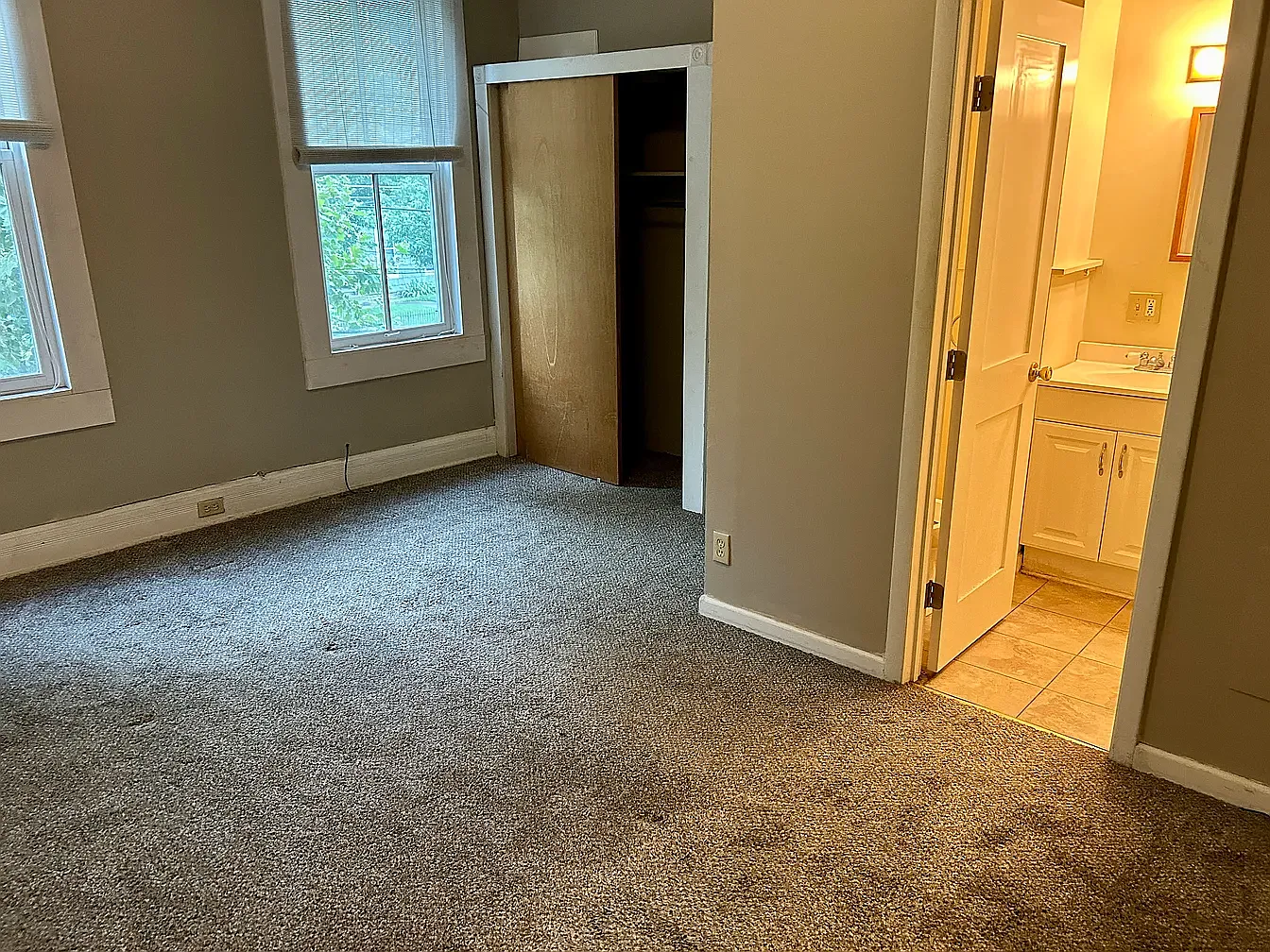 1 bed, 720 sqft, $1,200 — Photo 2