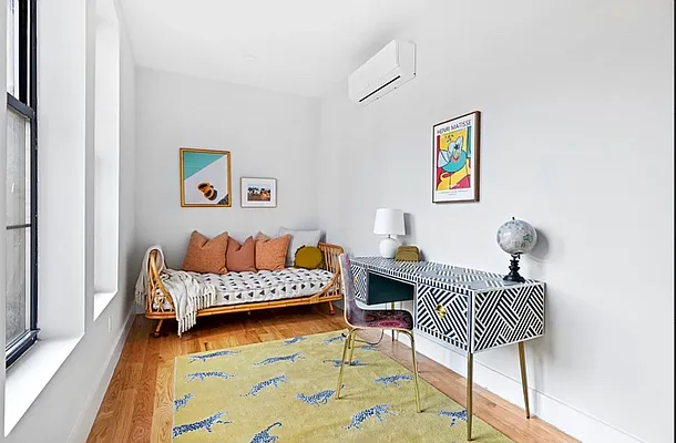 Rented by Compass | media 9