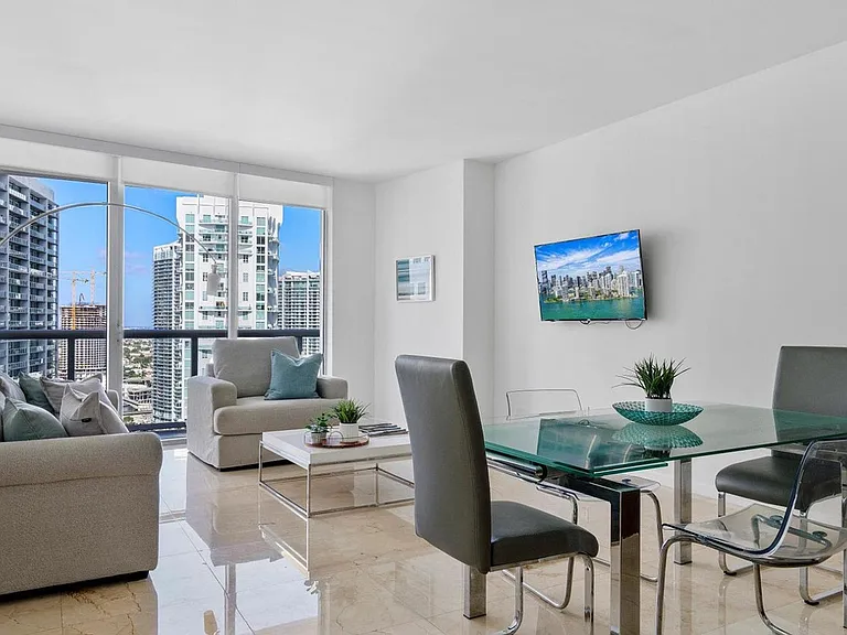 475 Brickell Ave #32-ID1049811P — Photo 14