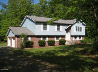 181 Owego Tpke, Shohola, PA 18458