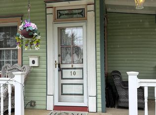 10 E Taunton Ave, Berlin, NJ 08009