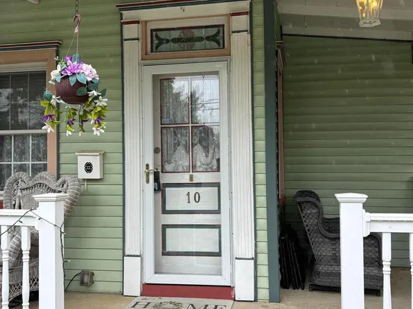 10 E Taunton Ave, Berlin, NJ 08009
