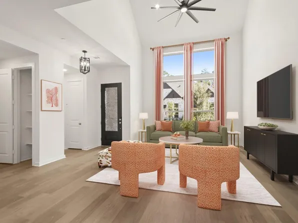 329 Fields Ln, Montgomery, TX 77316