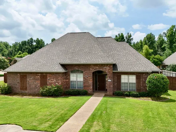 150 Choctaw Bnd, Clinton, MS 39056