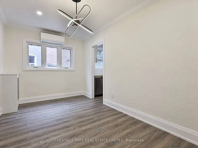 4 Oriole Cres #MAIN — Photo 7
