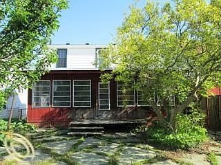 5th image of 1533 Superior Blvd