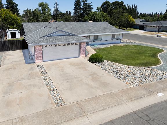 2nd image of 1731 Reagan Way