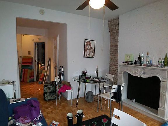 2nd image of 39 Carmine St APT 3B