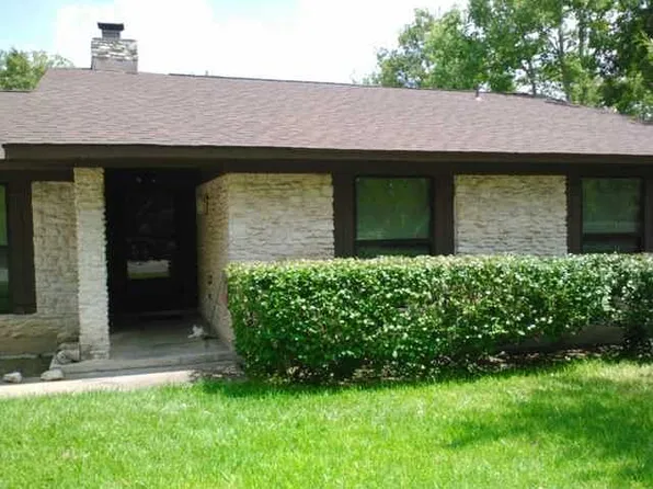 601 Deepwood Dr, Round Rock, TX 78681