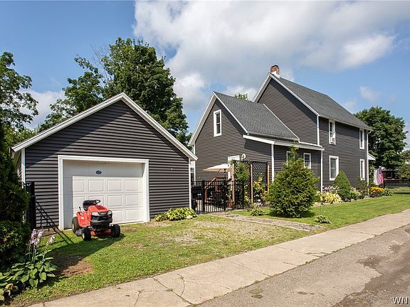2nd image of 18 Rockwell Ave