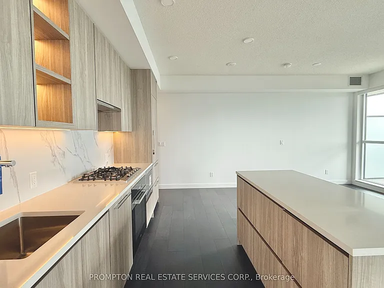 18 Esther Shiner Blvd #3503 — Photo 4