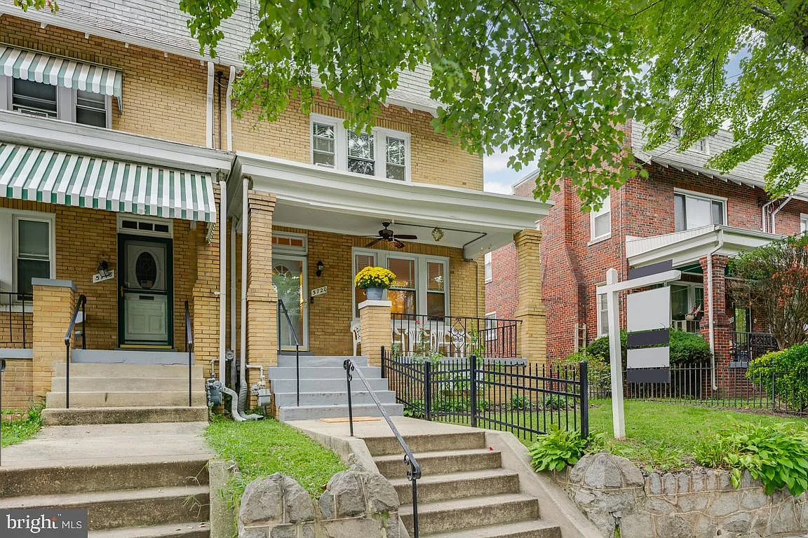 5720 3rd Pl NW photo 1
