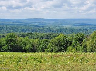 418 Maple Grove Rd, Madison, PA 18444