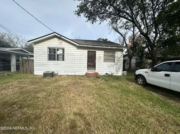 5123 COLONIAL Avenue, Jacksonville, FL 32210