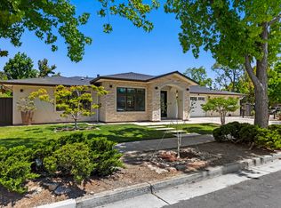 1070 Colony Hills Ln, Cupertino, CA 95014