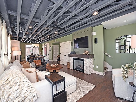 5th image of 3727 Bedel St