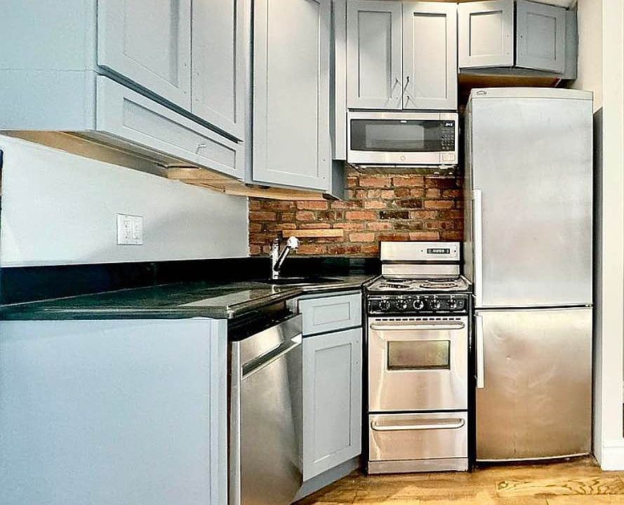 1st image of 330 E 35th St APT 45