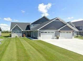 5856 31st St S, Fargo, ND