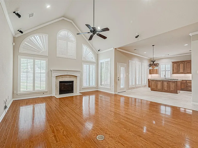 7206 Spring Meadow Ln — Photo 14