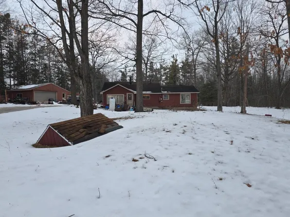 16260 Harwood Rd, Atlanta, MI 49709