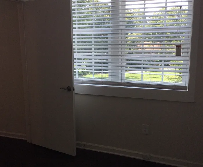 565 Langhorn St SW #C3 — Photo 4
