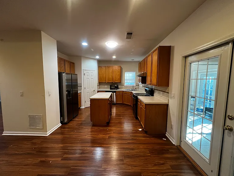 485 Villa Place Ct — Photo 6