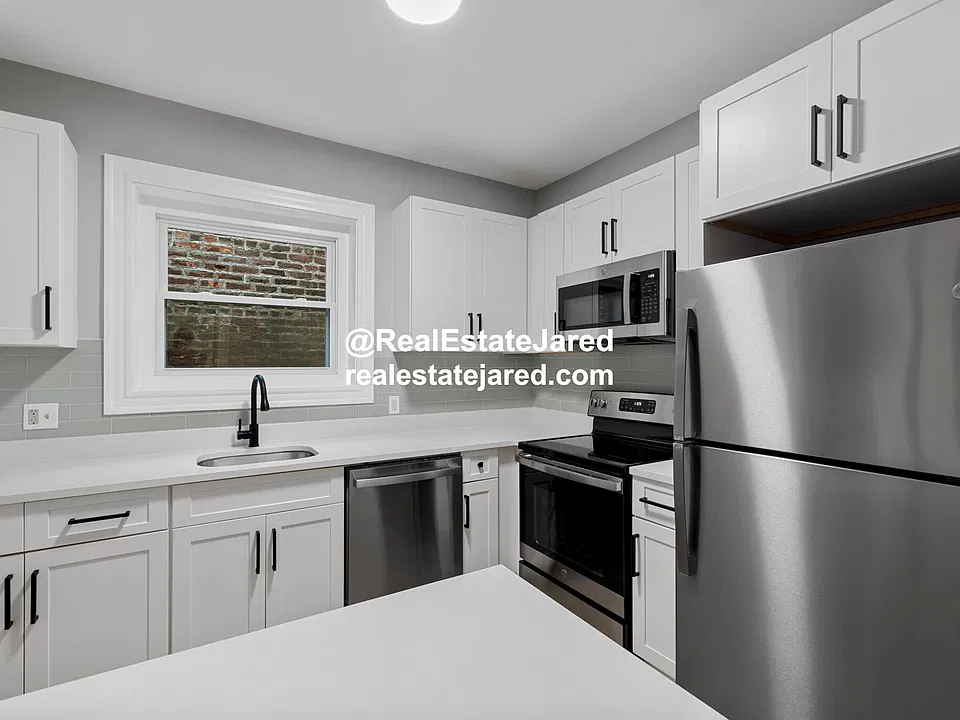 612 Columbus Ave #7