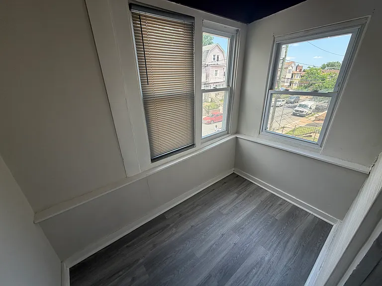 28-30 Kenmore Ave #2L — Photo 7