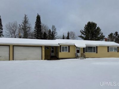 885 Co Road Cv, Champion, MI, 49814