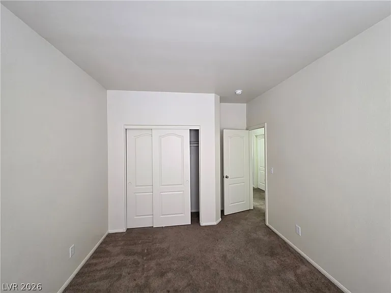 731 Emerald Idol Pl — Photo 32