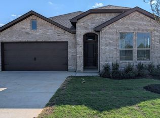 912 Boll Weevil Dr, Cleburne, TX 76031