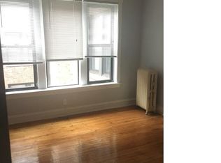 7141 S Bennett Ave #2, Chicago, IL 60649