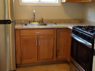 650 1/2 Lakeside Dr, Red Bluff, CA 96080