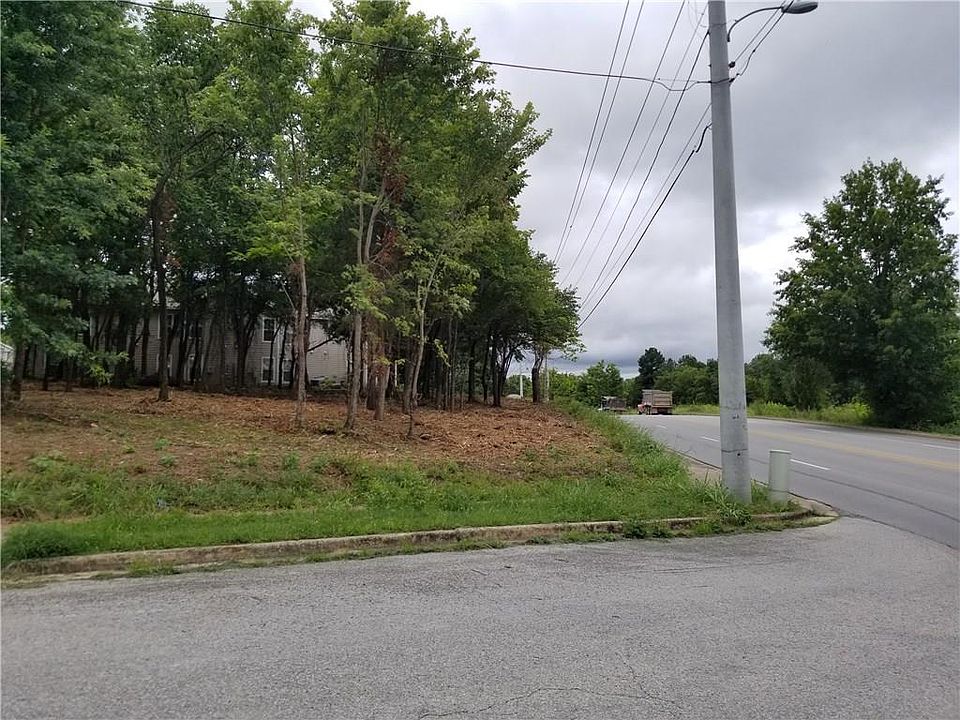 1st image of 1782 N Gregg Ave