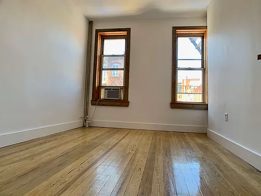 Rented by Building Equity Real Estate LLC | media 18