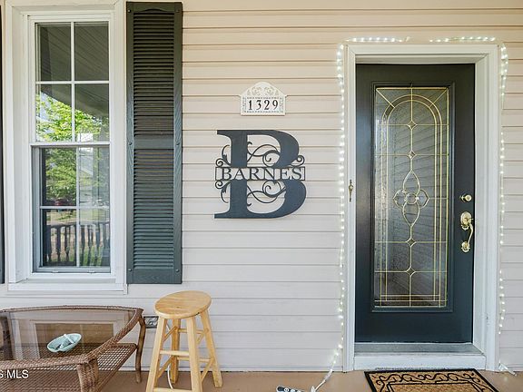 4th image of 1329 Byal Ave
