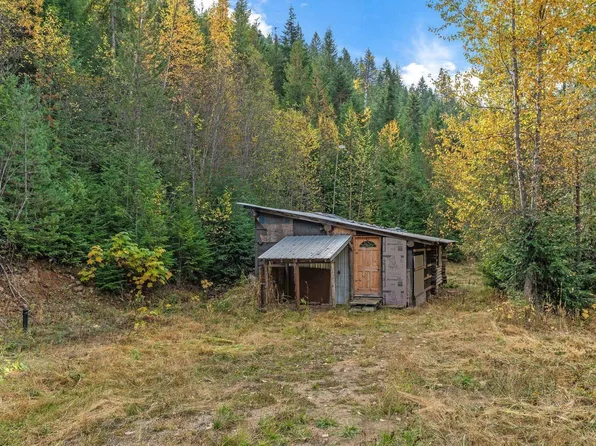 1774 High Meadow Dr, Priest River, ID 83856