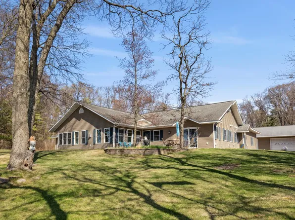 5301 Pine Beach Rd, Brainerd, MN 56401