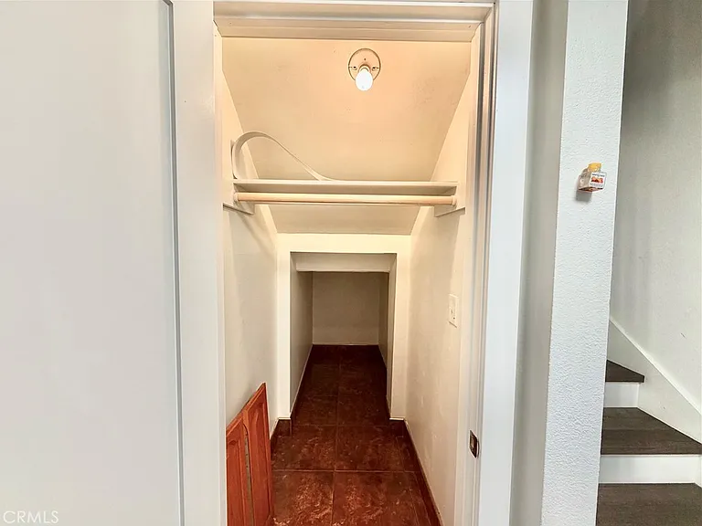 1477 W 20th St #7 — Photo 5