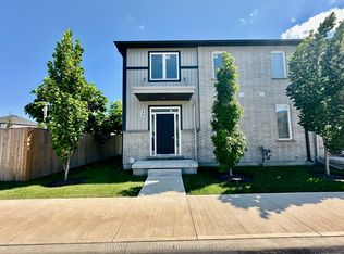 121A Moffatt St #30, Saint Catharines, ON L2P0G4