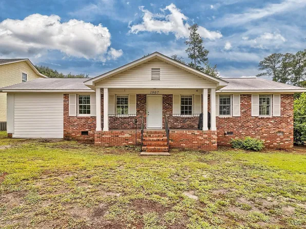 1907 Holland St, West Columbia, SC 29169