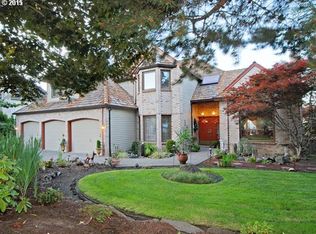 17633 SW Albert Ct, Beaverton, OR 97007