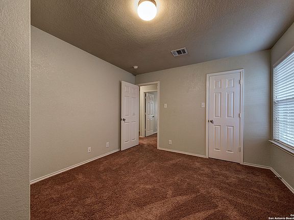 4th image of 10907 Cimarron Cv