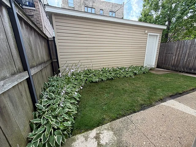 3642 N Janssen Ave #1 — Photo 32
