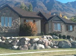 8914 N Pine Hollow Dr, Cedar Hills, UT 84062