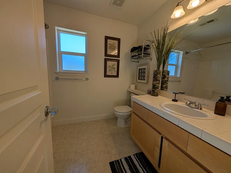 704 SE 56th Ave — Photo 20