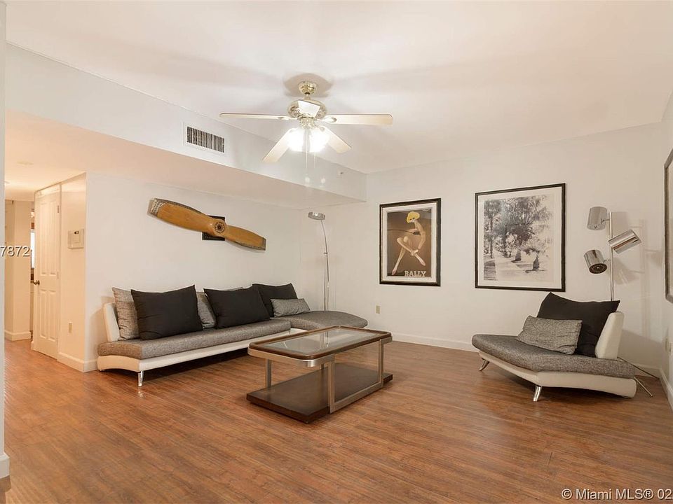 1st image of 635 Euclid Ave APT 0108