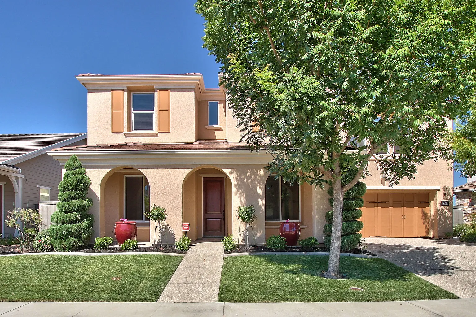 2660 Roxby Way photo 1