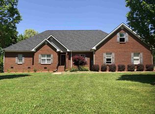 82 Chase Dr, Decatur, AL 35603